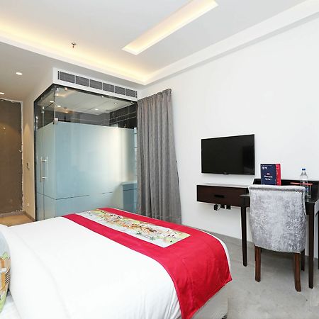Oyo 11071 Hotel Tisya Delhi  Bagian luar foto